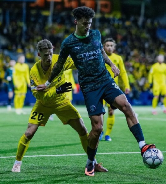 镜报：曼城对英超不更改赛程感到沮丧，认为自身受不公对待