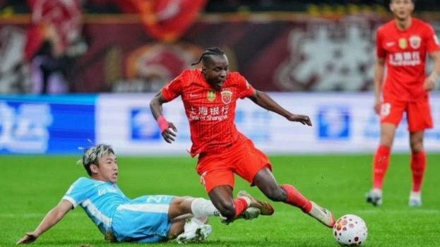 中超：海港2-2浙江，维塔尔、王钰栋破门，张源抽射扳平