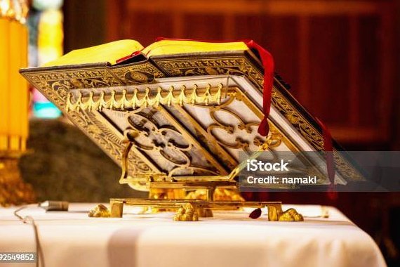 世体：芝加哥火焰苦追莱万18个月，带他参观并提前投广告牌