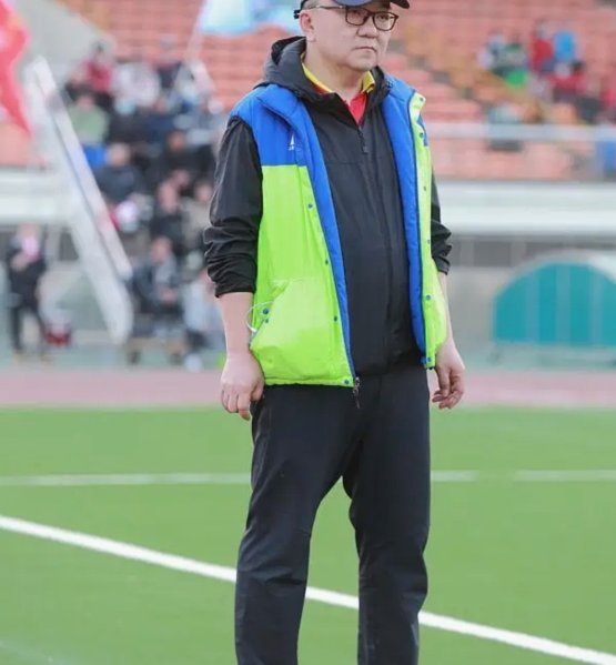 张洪福的CFI球探报告也没人发，都只顾着发董路了